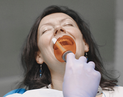 8 Symptoms Associated with Periodontal Diseases 